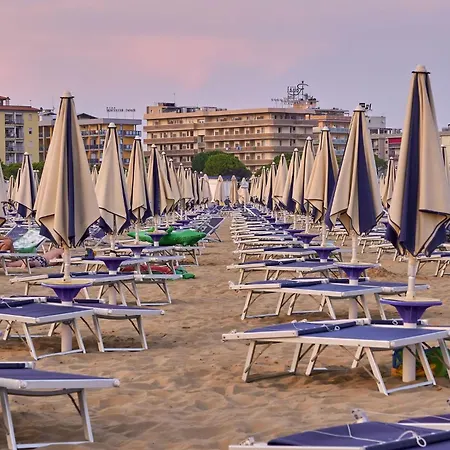 Apartment Bright Fllat Near The In Bibione
