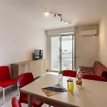 Bright Flat Near The In Apartament *
