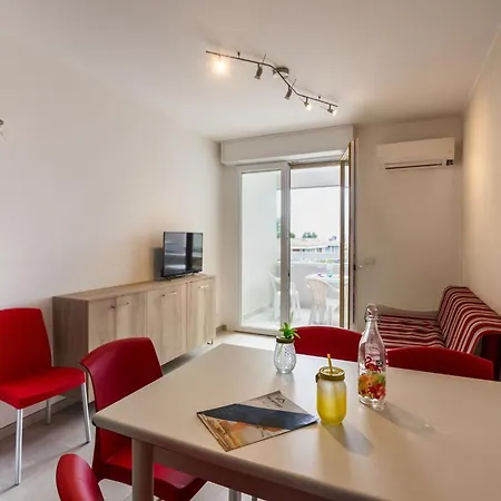 Bright Flat Near The In Apartment *