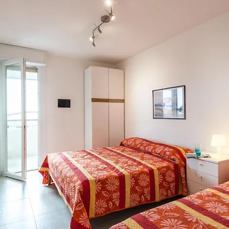 Apartment Bright Flat Near The In