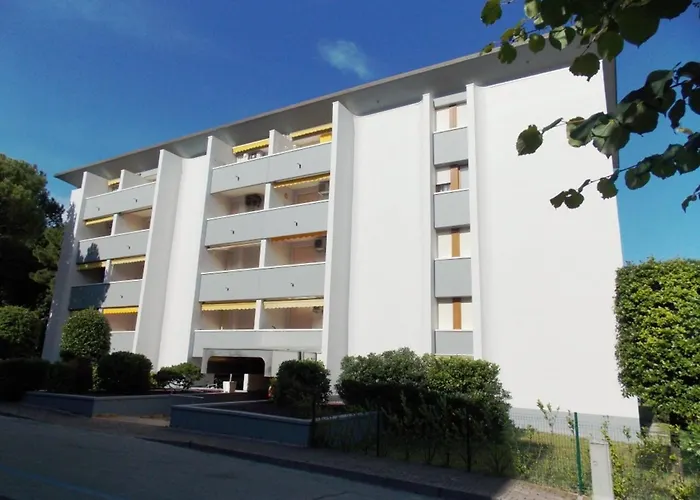 Bright Flat Near The In Apartamento *