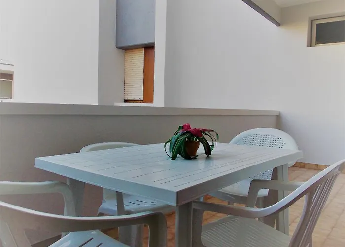 Apartamento Bright Flat Near The In